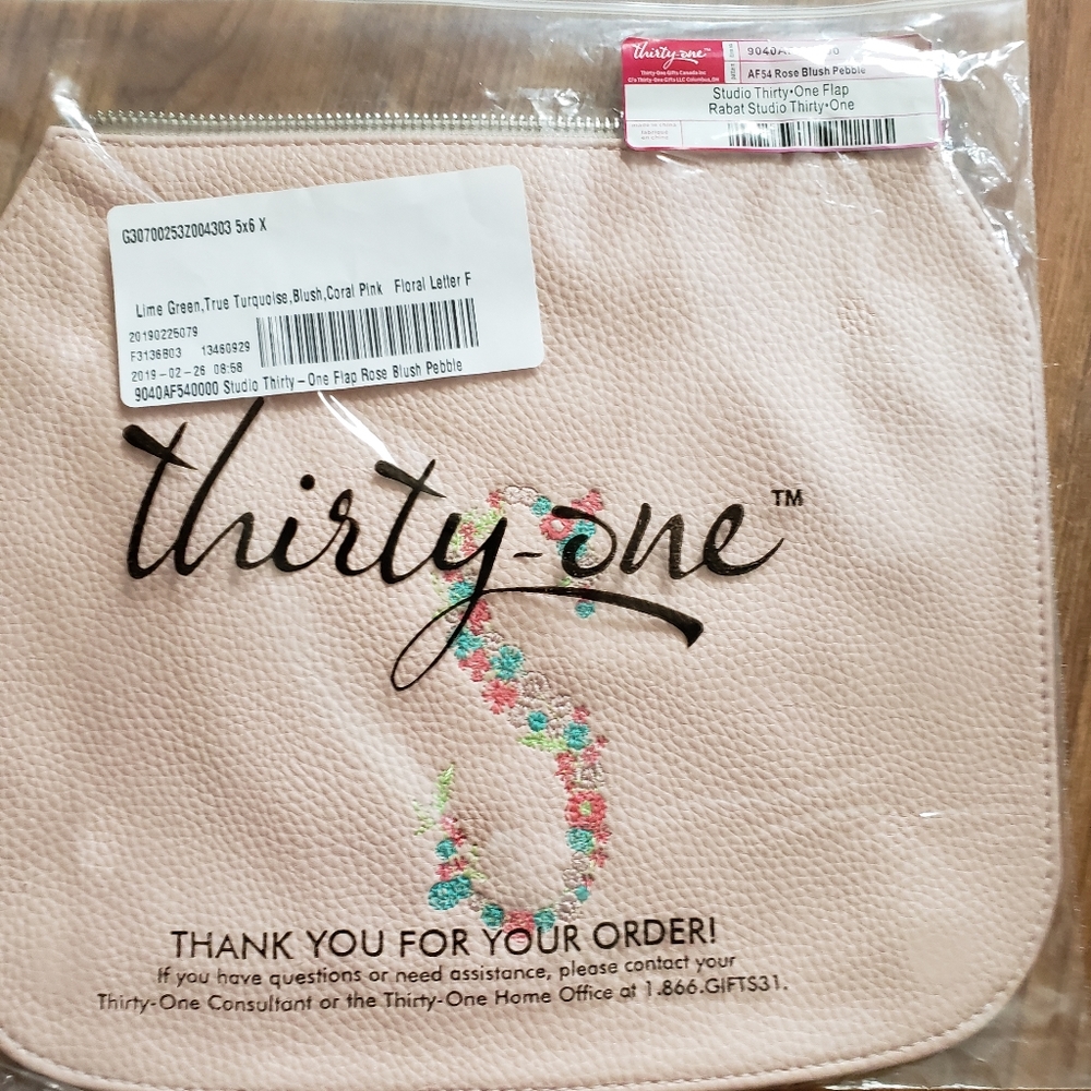 Studio Thirty-one Flap